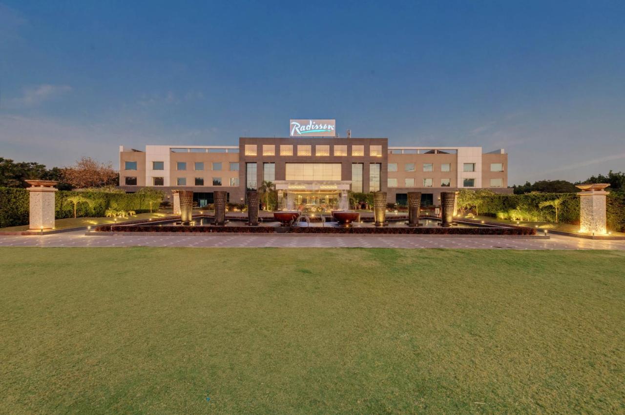 Radisson Resort & Spa Kandla Гандхидхам Экстерьер фото