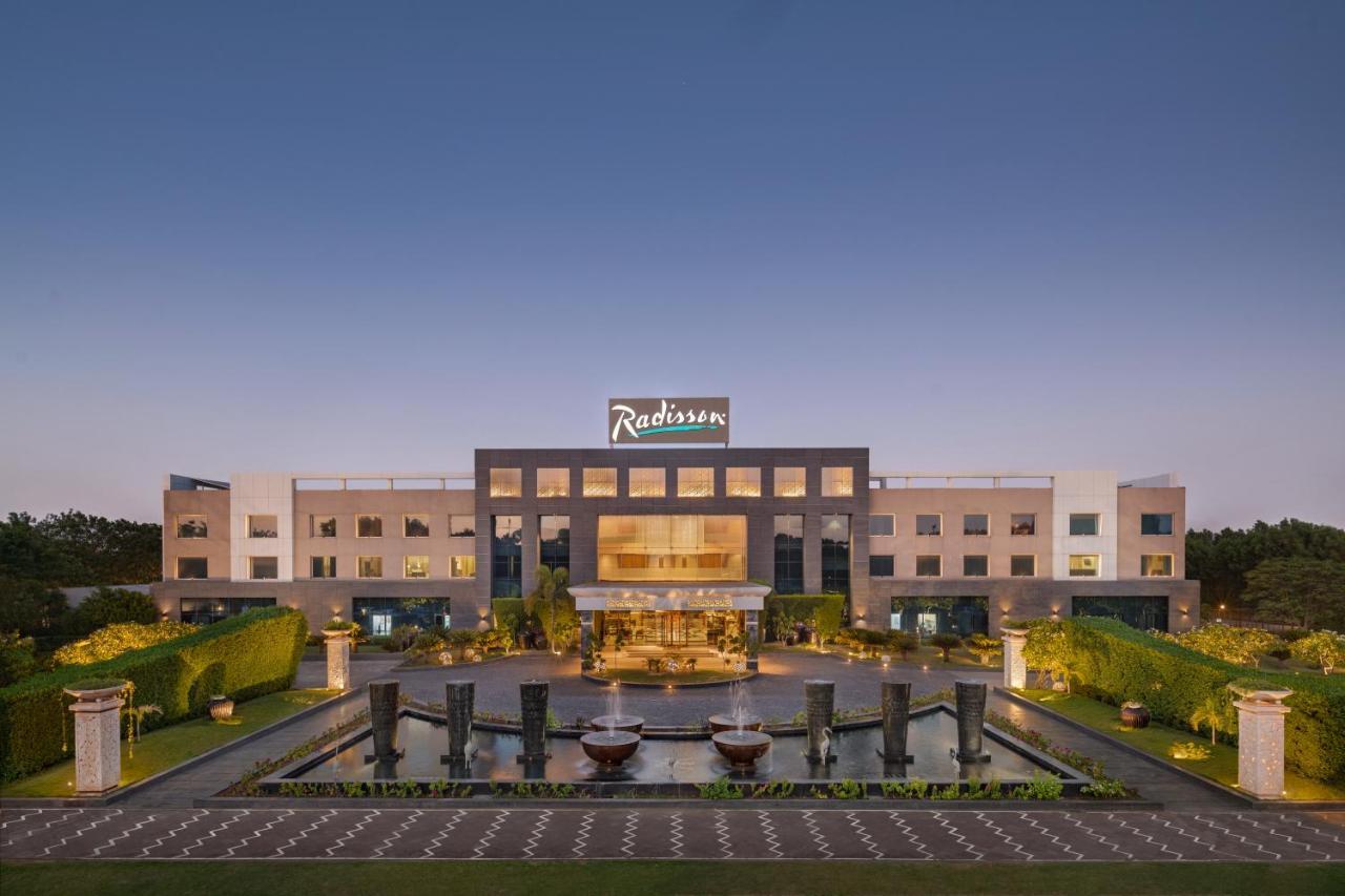 Radisson Resort & Spa Kandla Гандхидхам Экстерьер фото